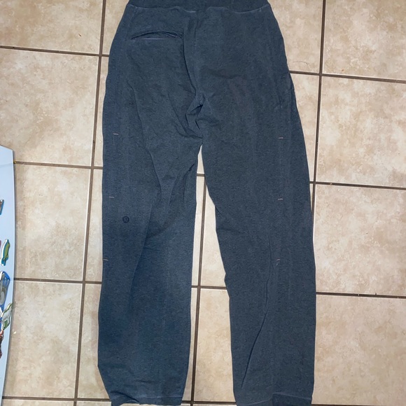Mens Lululemon sweatpants size medium - Picture 10 of 10